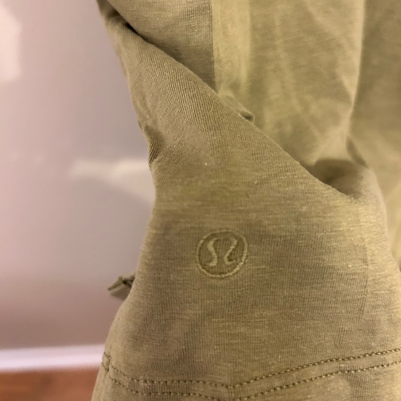 LULULEMON CATES TEE - Picture 3 of 4